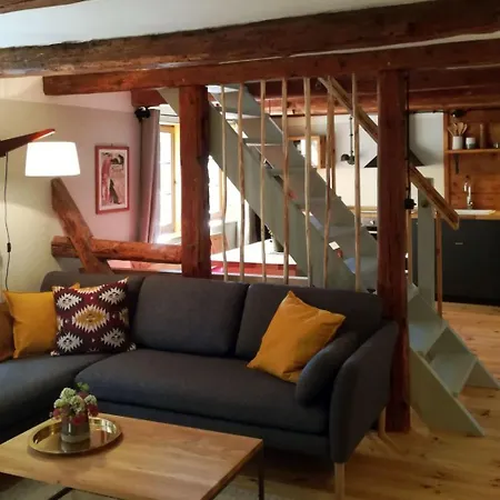 In By Interhome *